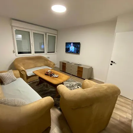 Apartment Alipasino Polje Stan *